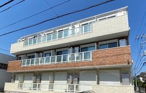 パルトネール市川の物件外観写真